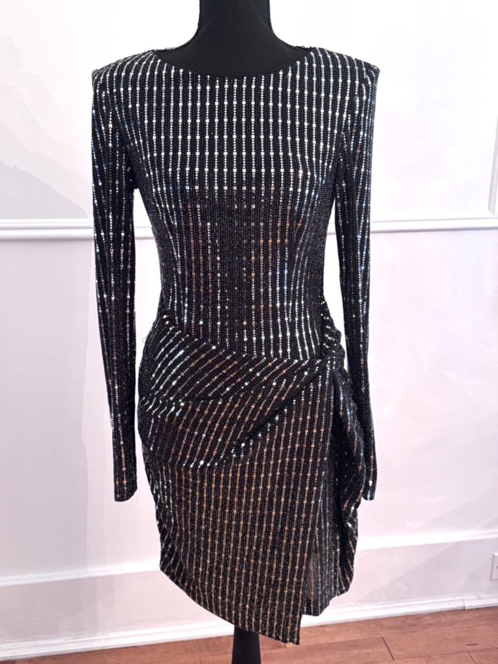 Aqua Formal Hologram Sequin Long Sleeve Wrap Midi Dress Size 4